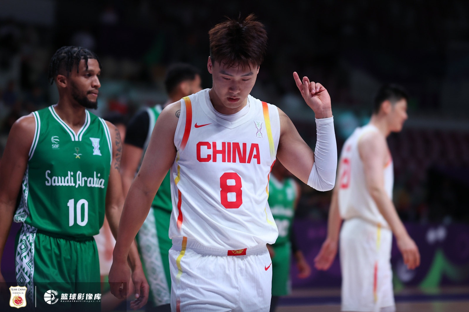 媒体人：在赵睿表面云淡风轻无所谓下 是一颗争强好胜的心